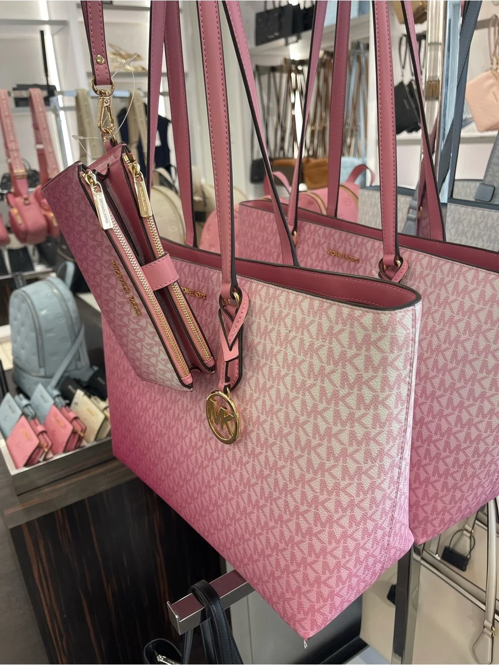 MICHAEL MICHAEL KORS SHEILA CARNATION LG TOTE bag & Double Zip Ombré Lg Wallet